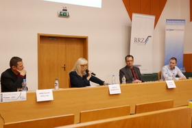 záver s príhovorom Ivety Radičovej konf-2014-nov/panel-2-zaver