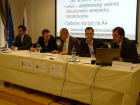 2  konf-2013-dec/panel-2-8